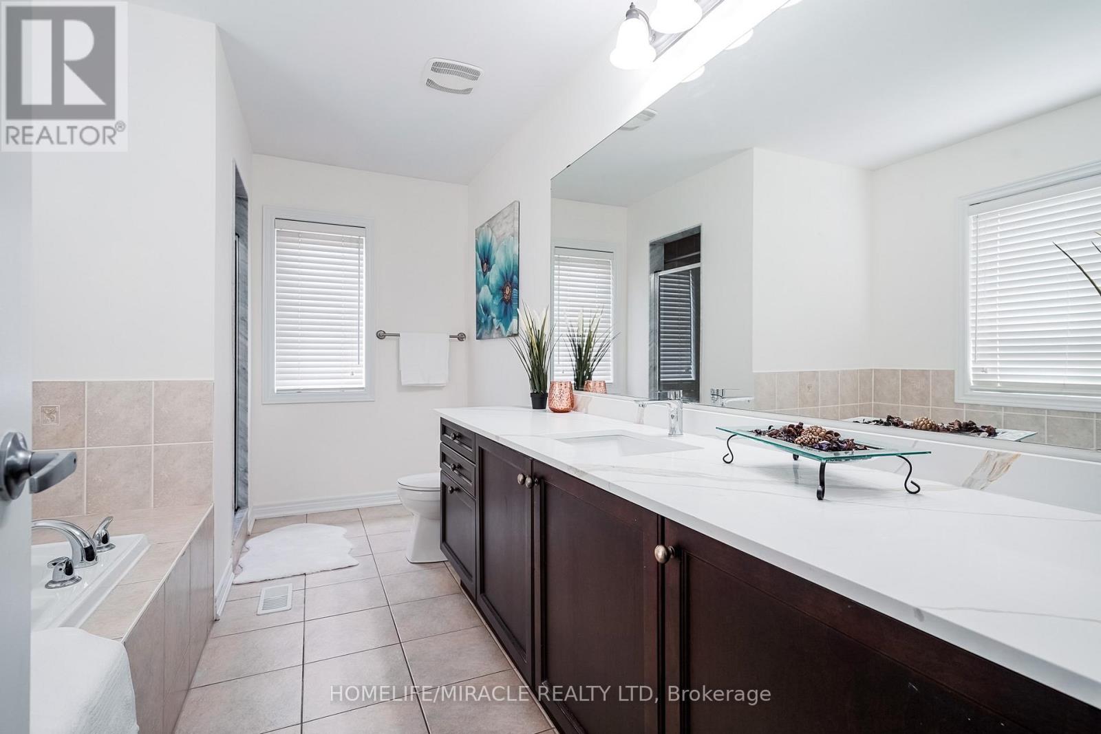 19 Wardlaw Place, Vaughan, Ontario  L4H 0Z5 - Photo 26 - N12148247
