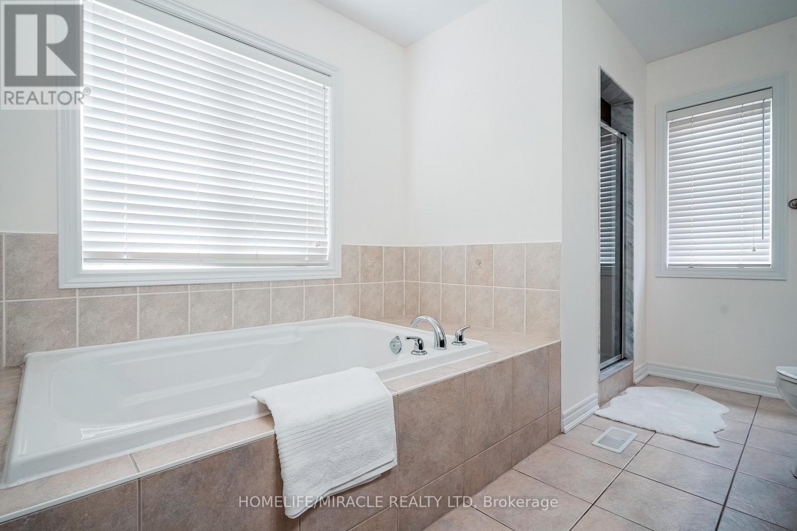 19 Wardlaw Place, Vaughan (Vellore Village), Ontario  L4H 0Z5 - Photo 27 - N12148247