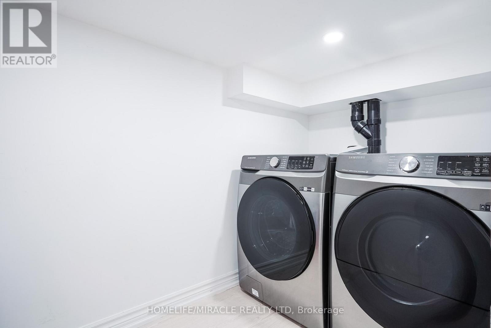 19 Wardlaw Place, Vaughan (Vellore Village), Ontario  L4H 0Z5 - Photo 43 - N12148247