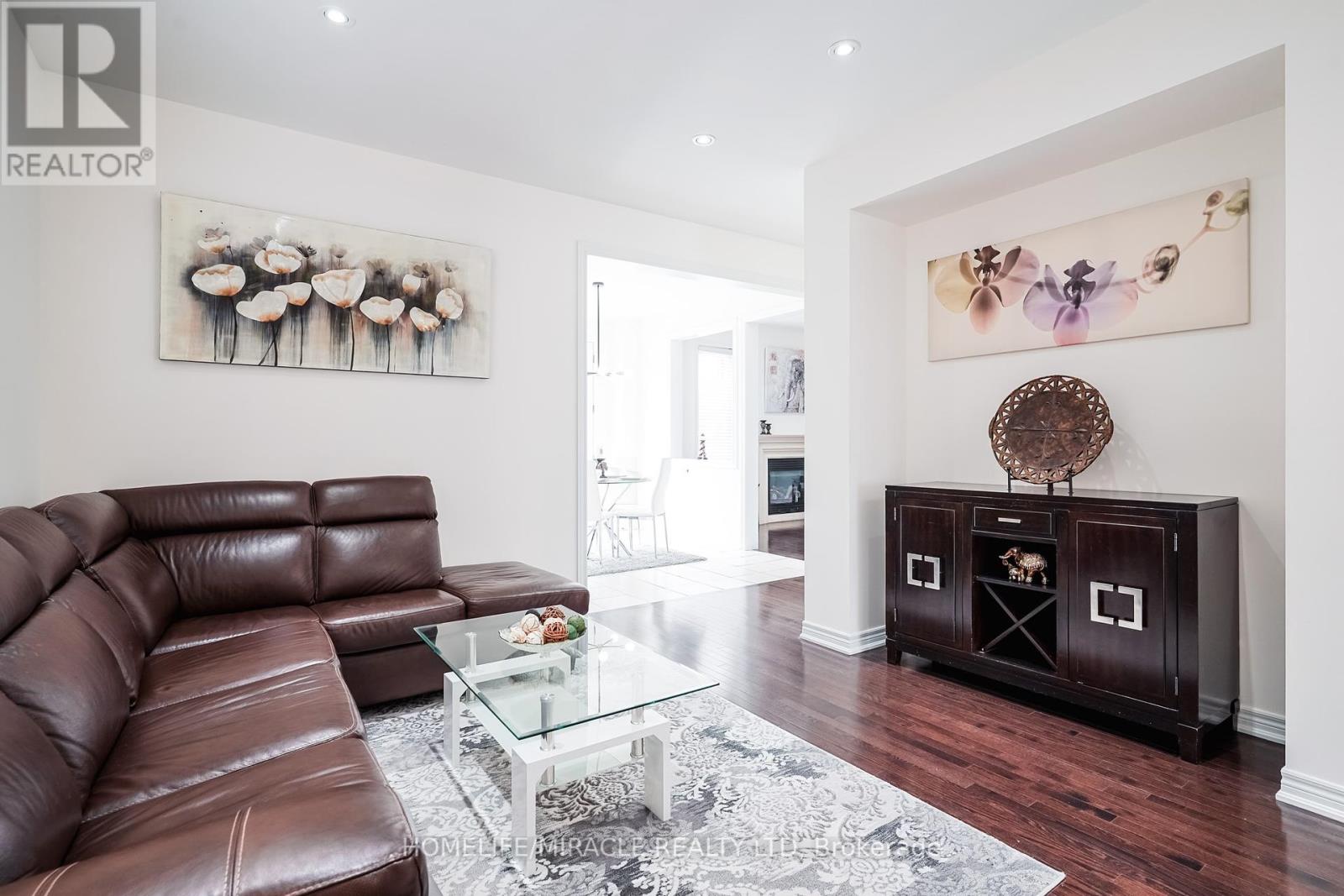 19 Wardlaw Place, Vaughan (Vellore Village), Ontario  L4H 0Z5 - Photo 8 - N12148247
