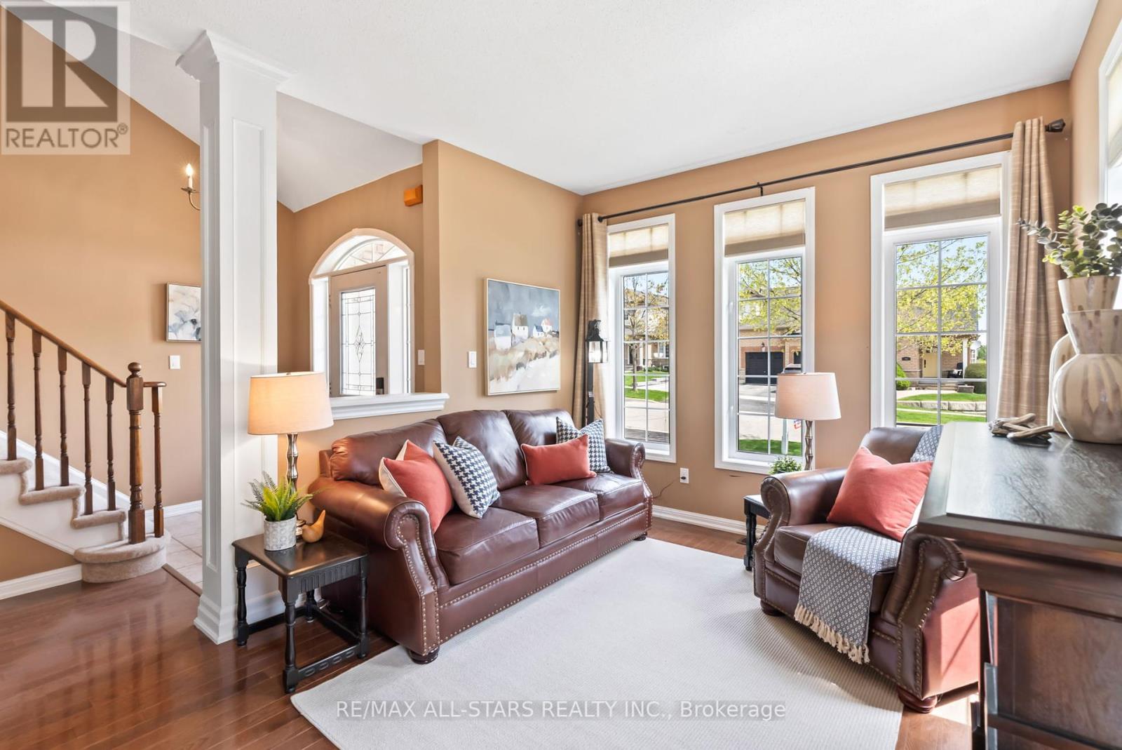 31 Meadow's End Crescent, Uxbridge, Ontario  L9P 0A5 - Photo 5 - N12148285