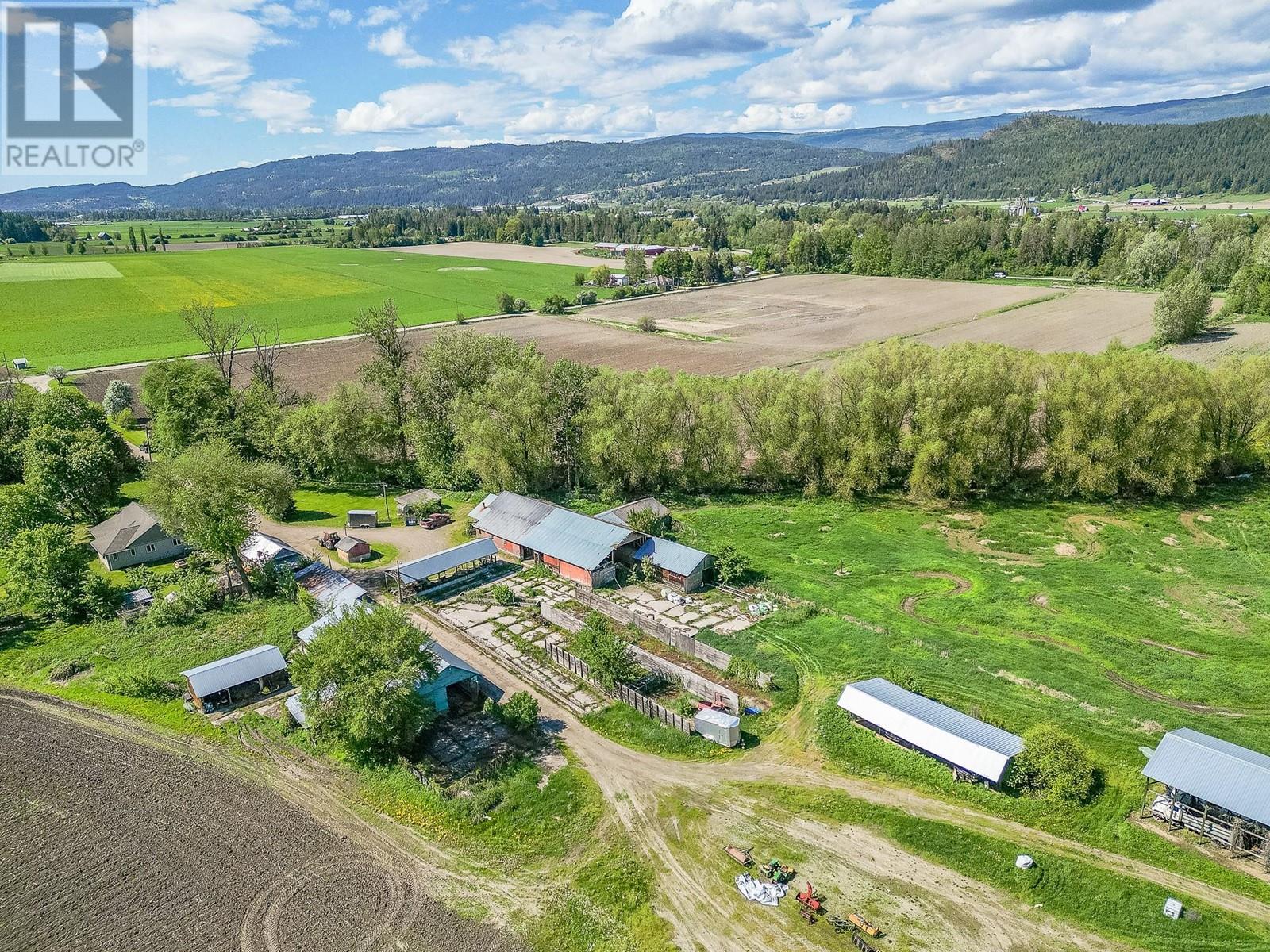 51 Monks Road, Grindrod, British Columbia  V0E 1Y0 - Photo 71 - 10347572