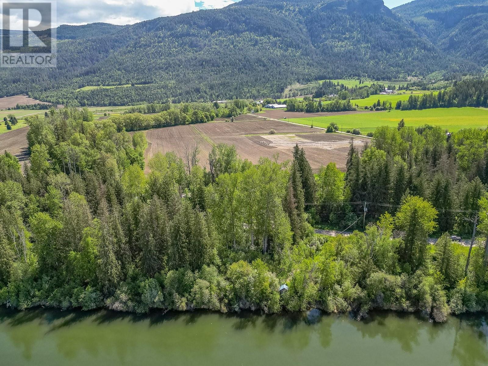 51 Monks Road, Grindrod, British Columbia  V0E 1Y0 - Photo 76 - 10347572