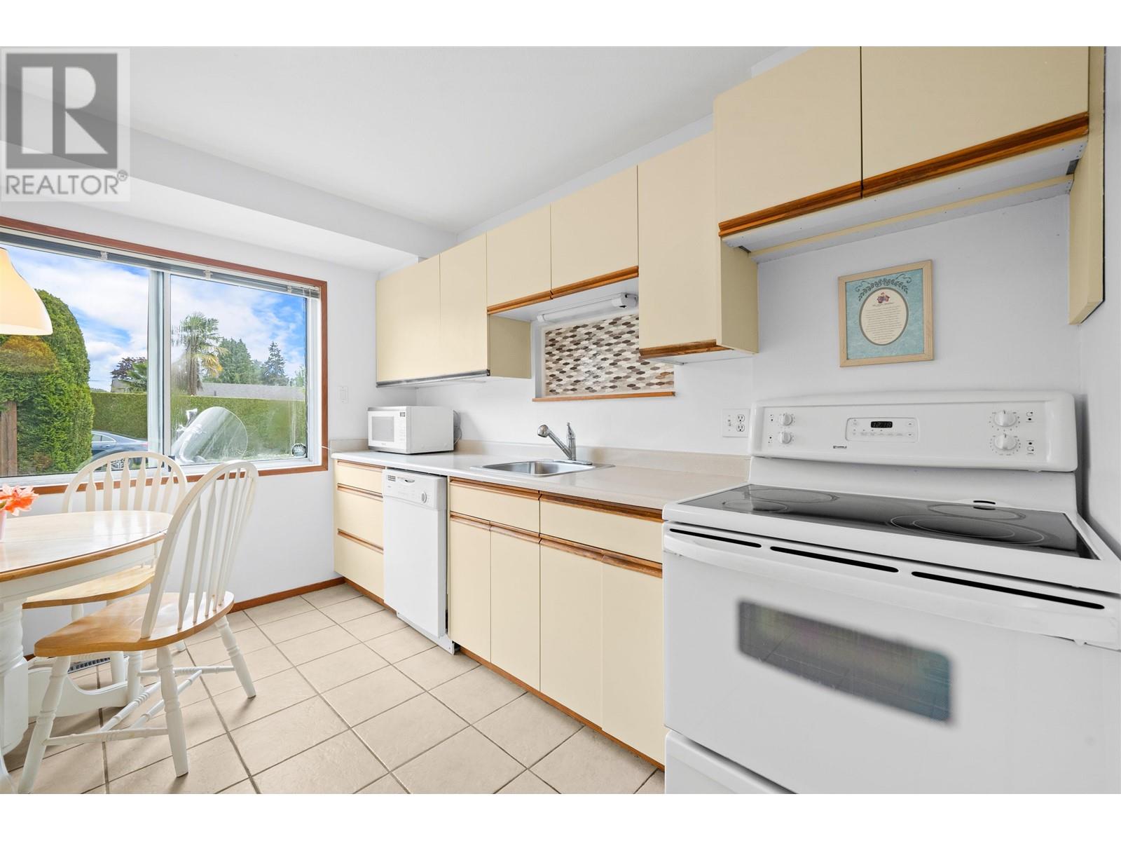1181 Silverwood Crescent, North Vancouver, British Columbia  V7P 1J2 - Photo 9 - R3002828