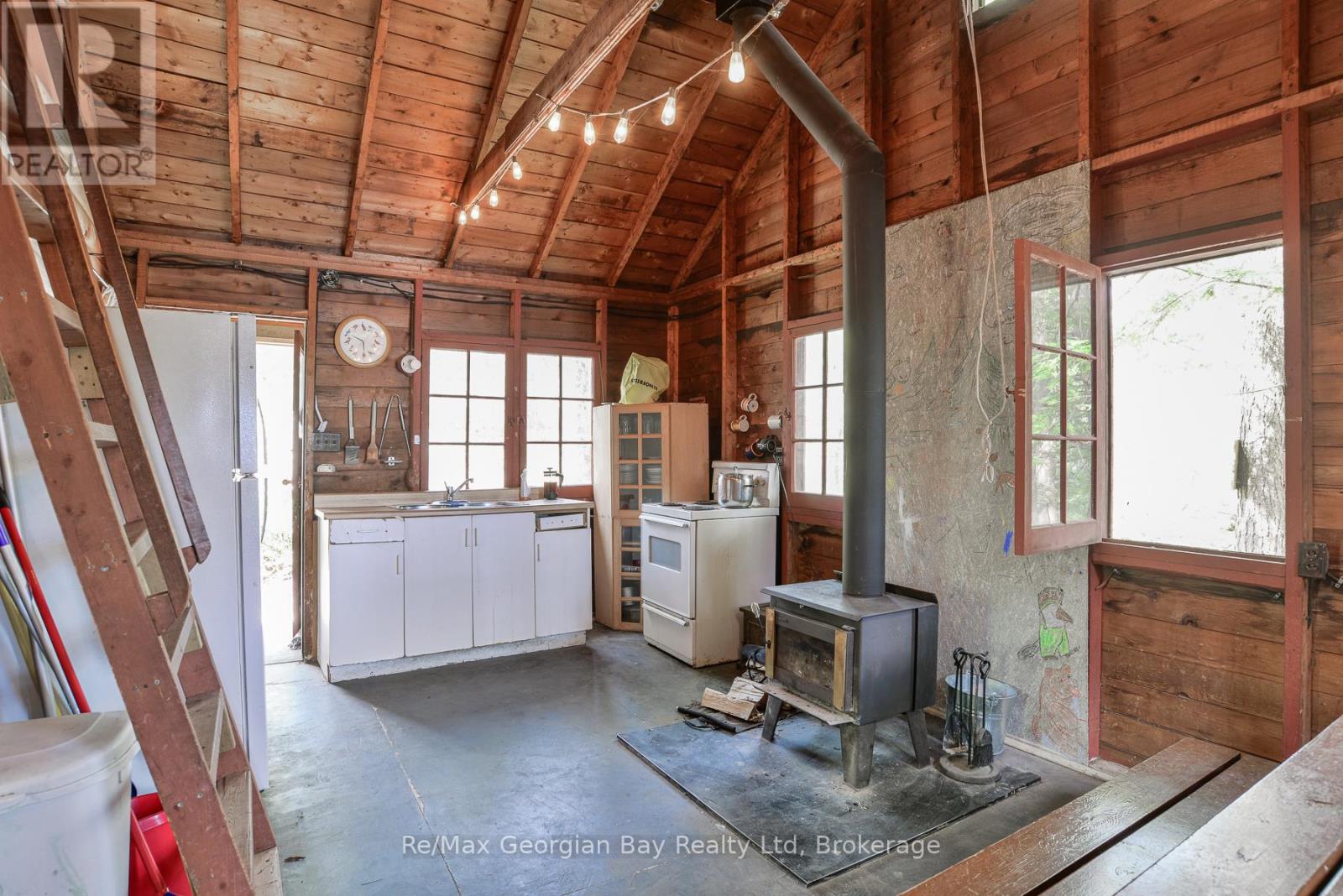 214 Trans Canada Bay Road, Georgian Bay, Ontario  L0K 1S0 - Photo 24 - X12148426