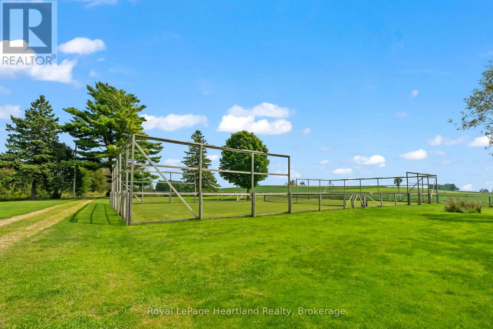 89739 Belmore Line, Howick, Ontario  N0G 2X0 - Photo 32 - X12148429