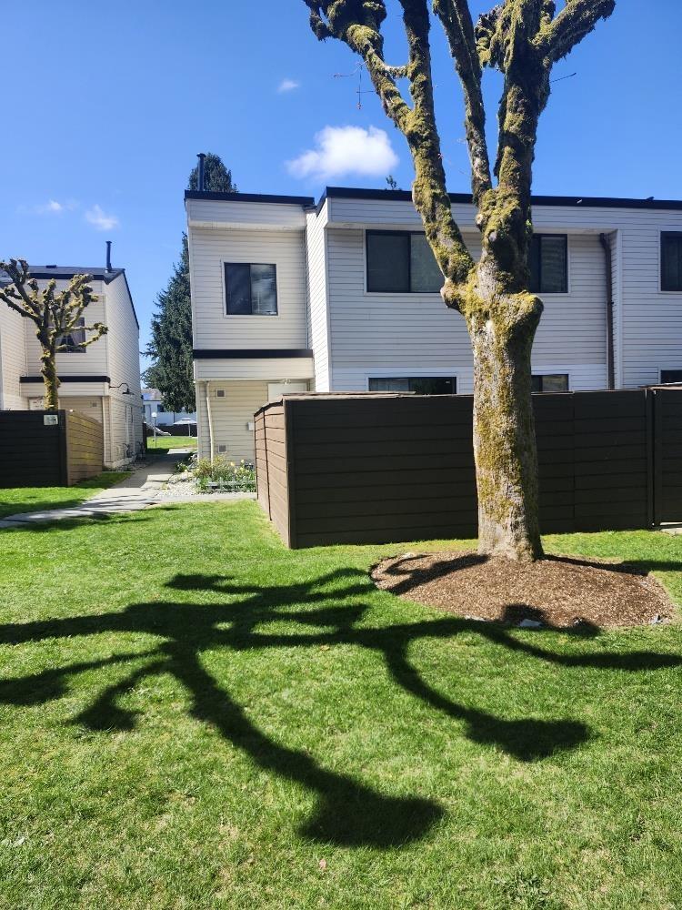 Property at 121 14159 104 AVENUE image 3
