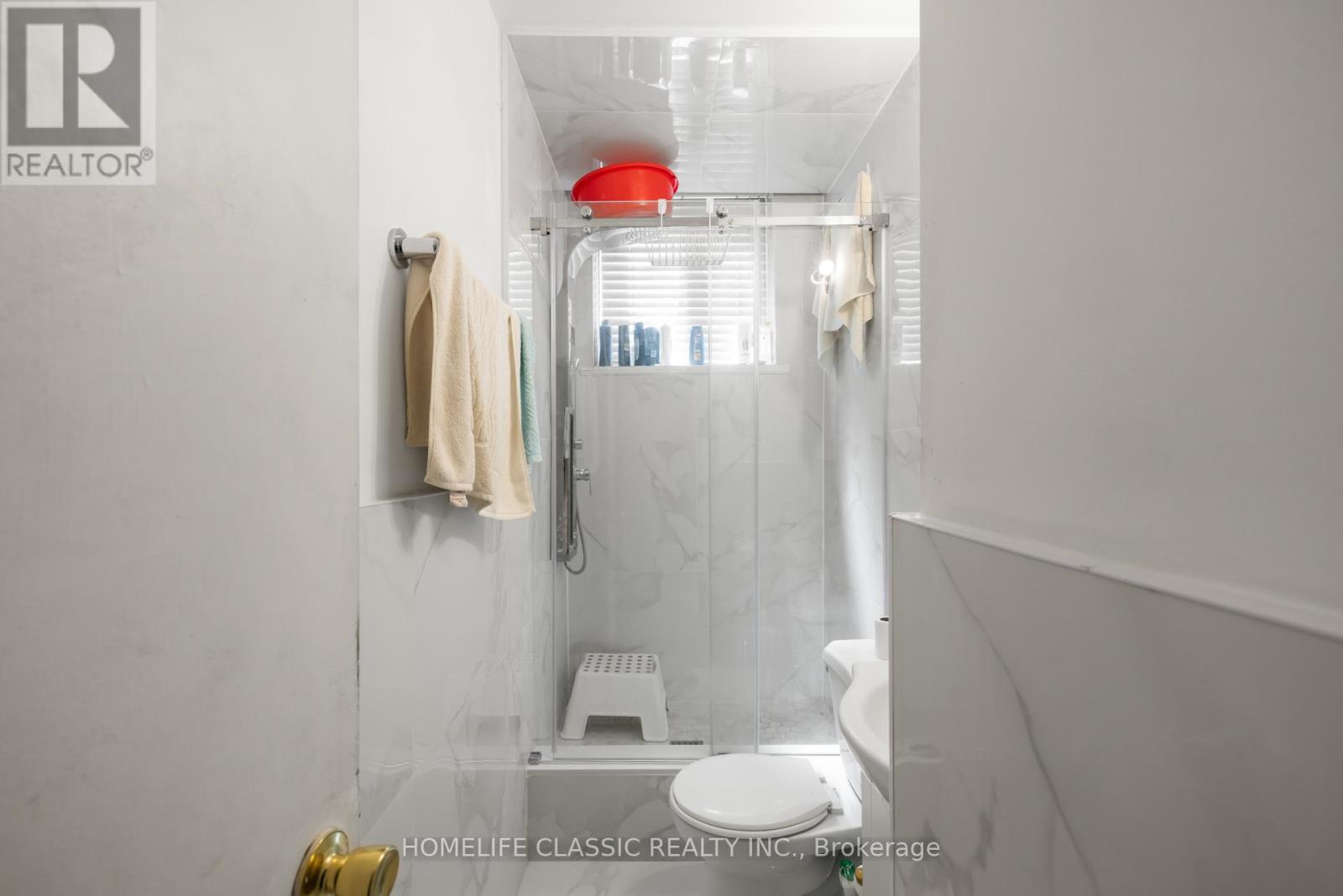 83 John Garland Boulevard, Toronto, Ontario  M9V 1N5 - Photo 17 - W12148234