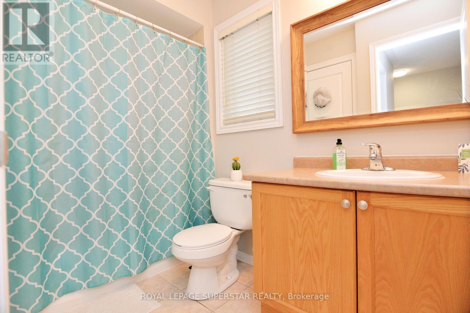 15 Gemstone Lane, Brampton, Ontario  L6X 0H1 - Photo 39 - W12148256