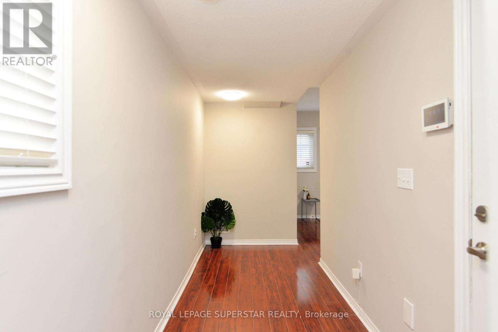 15 Gemstone Lane, Brampton, Ontario  L6X 0H1 - Photo 5 - W12148256