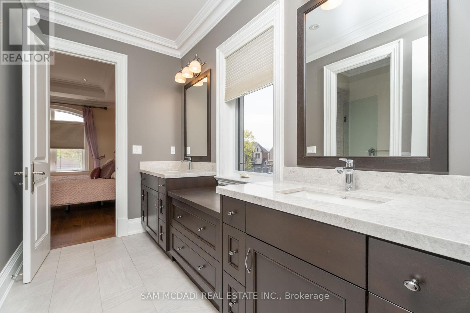 1689 Carolyn Road, Mississauga, Ontario  L5M 2C9 - Photo 26 - W12148264