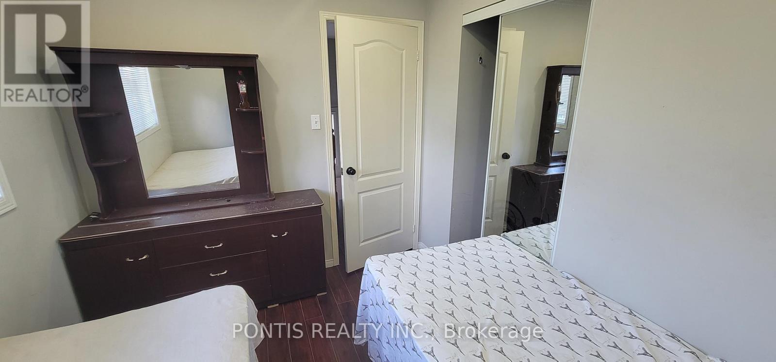 Upper - 28 Stable Gate Parkway N, Brampton, Ontario  L7A 1R5 - Photo 10 - W12148273