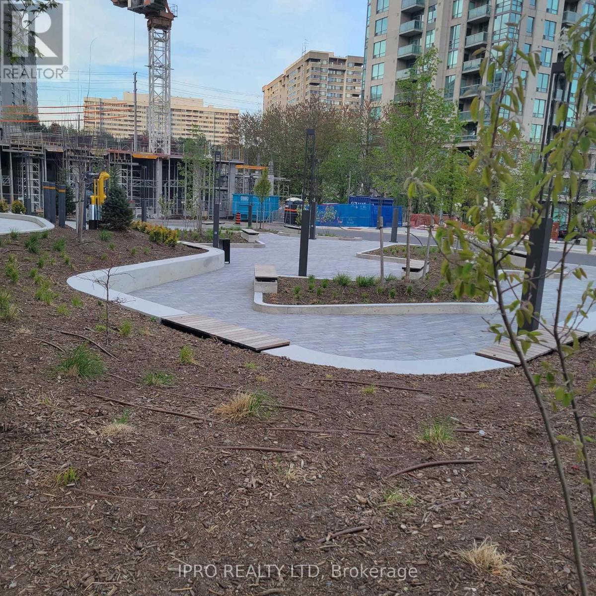 1801 - 30 Elm Drive W, Mississauga, Ontario  L5B 0N6 - Photo 25 - W12148360