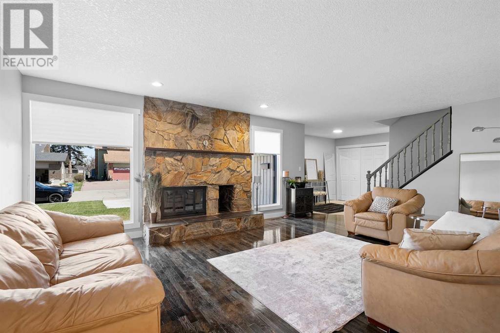 Property at 23 deerbrook Road SE image 5