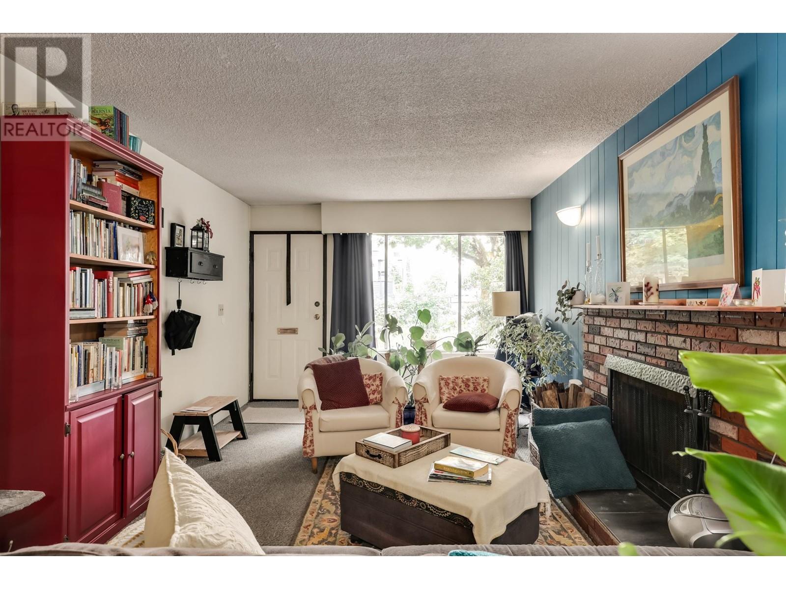 Property at 1405 - 1403 E 14TH AVENUE image 5