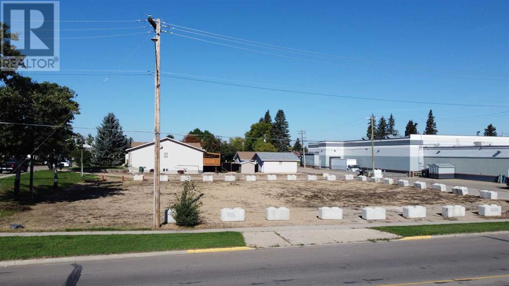 4420 50 Street, Ponoka, Alberta  T4J 1J5 - Photo 1 - A2221235