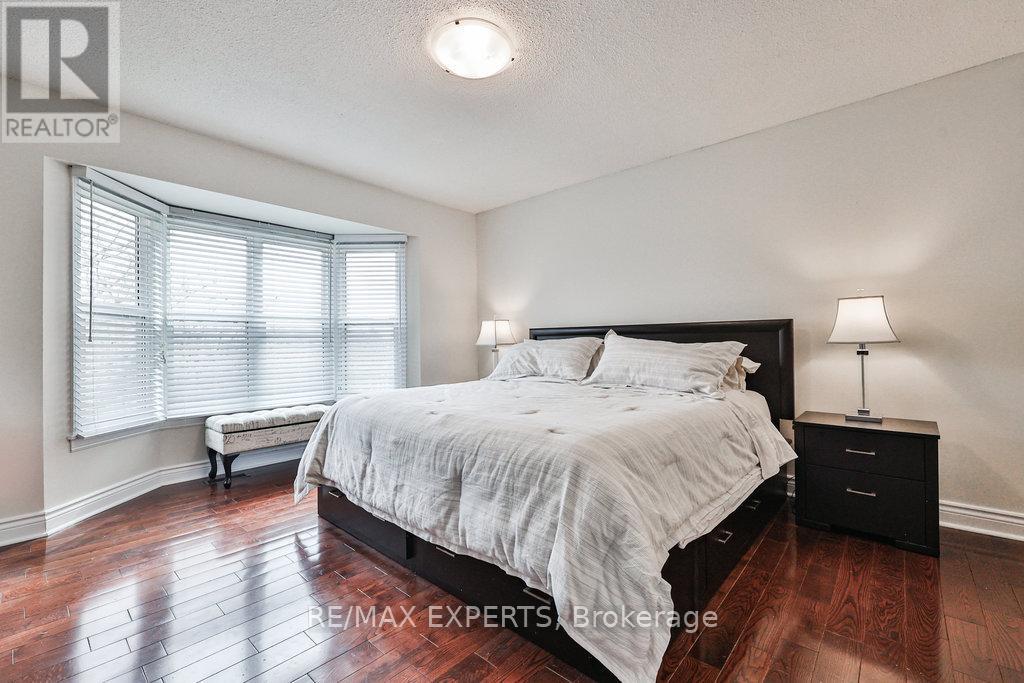 4 Amos Maynard Circle, Vaughan, Ontario  L4L 3B8 - Photo 12 - N12118367