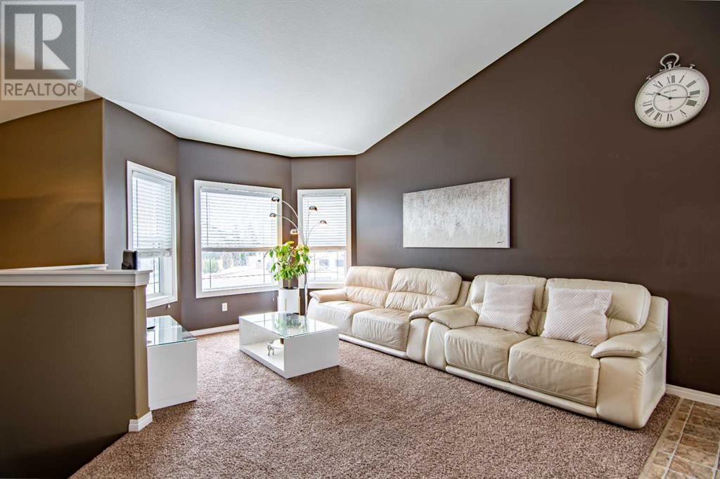 Property at 35 Vath Place image 4