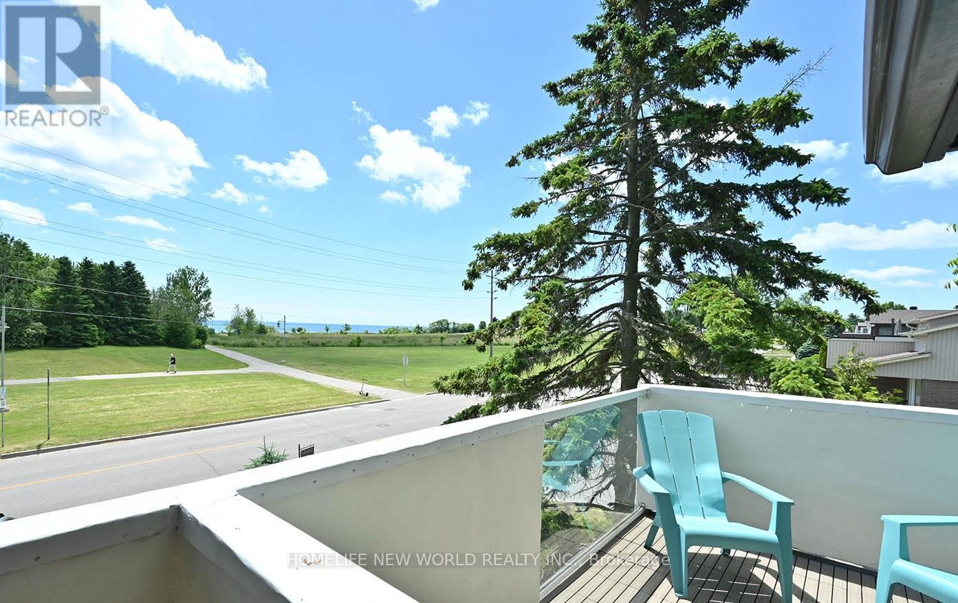 58 Lake Driveway E, Ajax, Ontario  L1S 1B1 - Photo 21 - E11943080