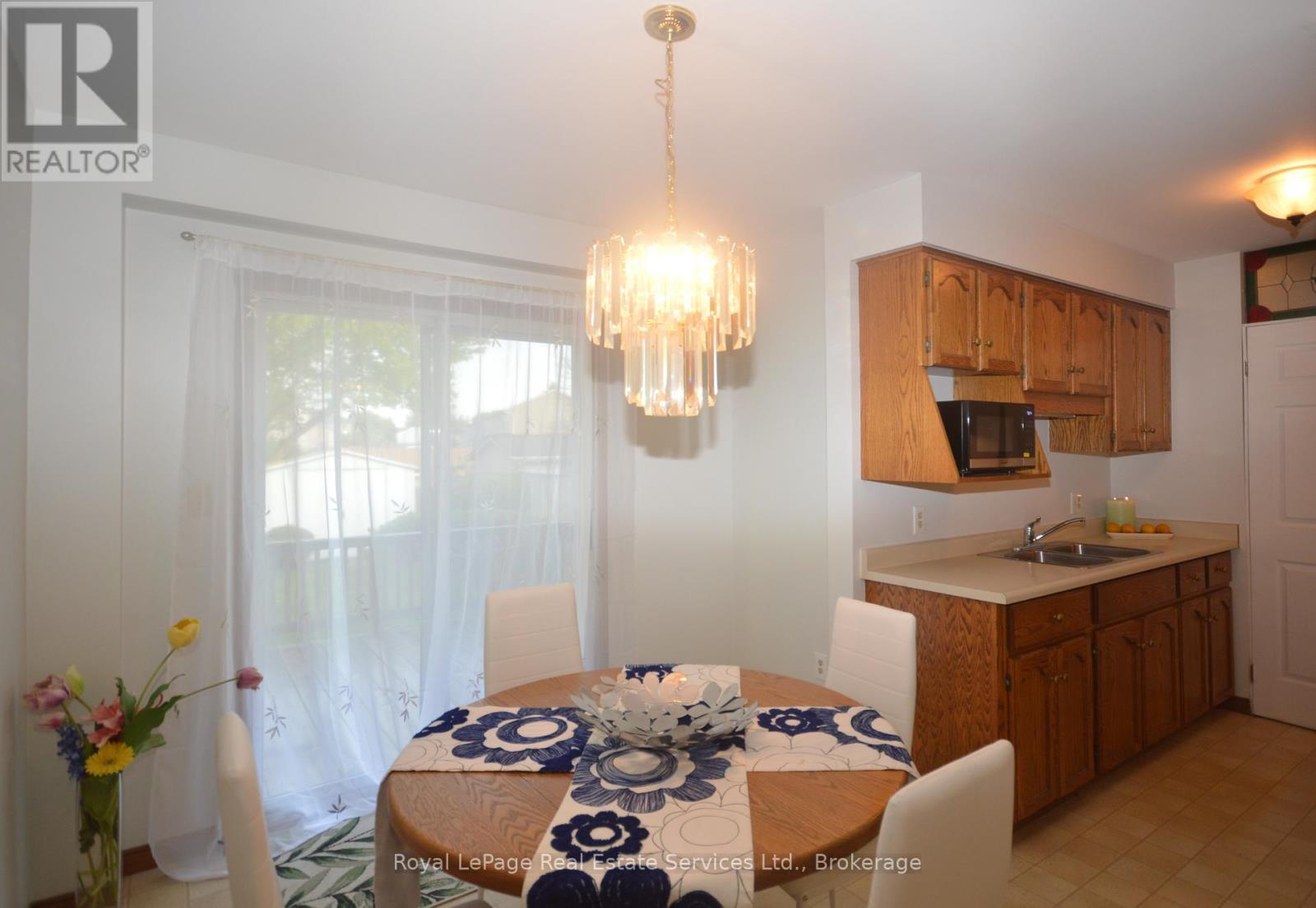 1002 Cree Avenue, Woodstock, Ontario  N4T 1A2 - Photo 10 - X12132636