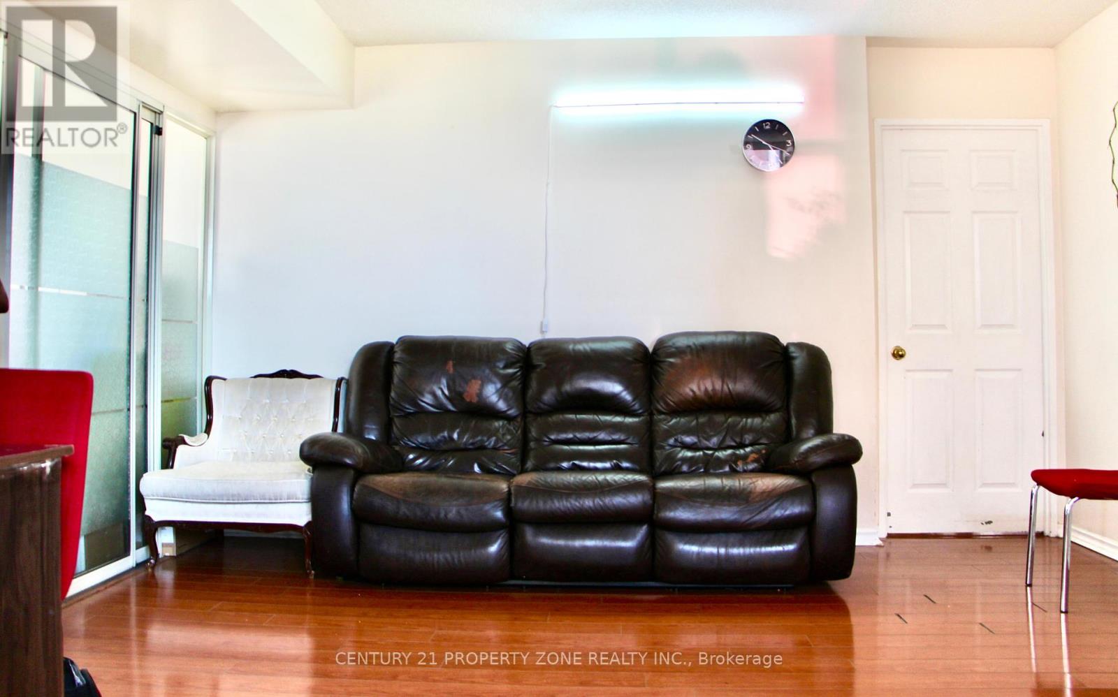 1410 - 285 Enfield Place, Mississauga, Ontario  L5B 3Y6 - Photo 12 - W12141302
