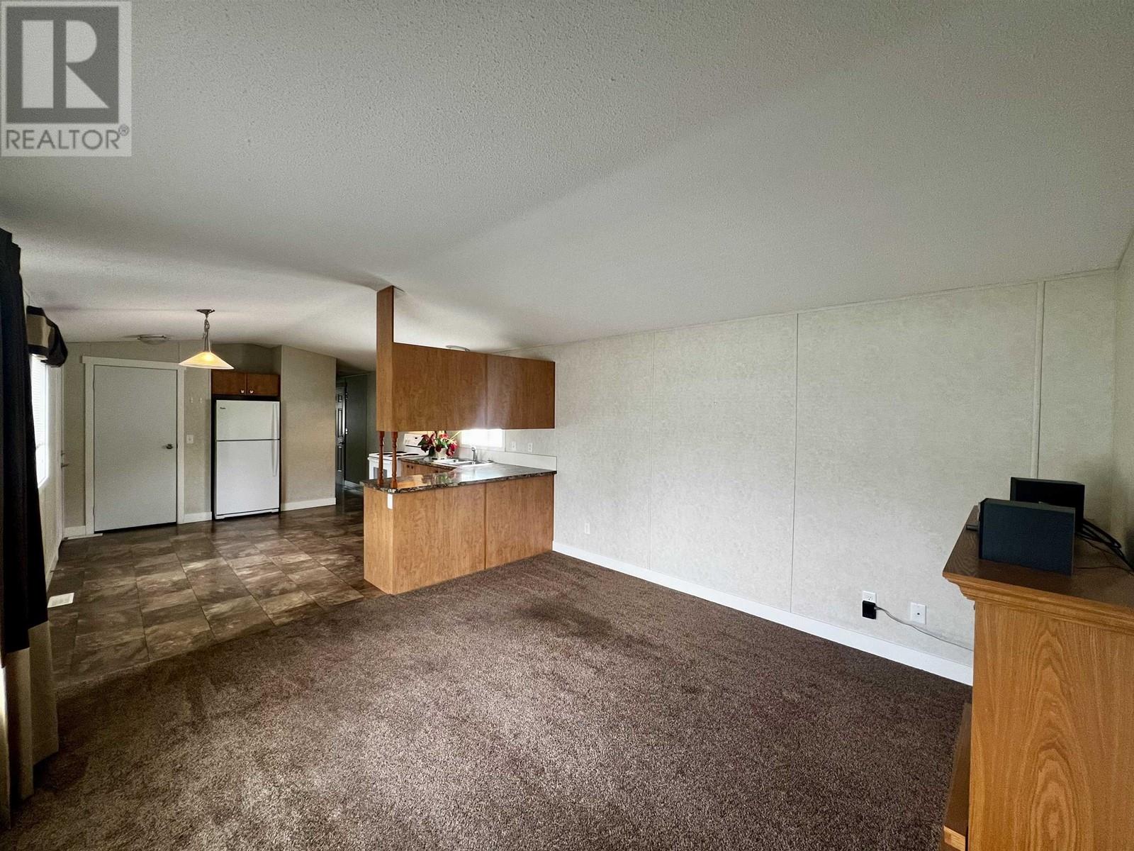 30 4619 QUEENSWAY DRIVE Terrace Photo 8