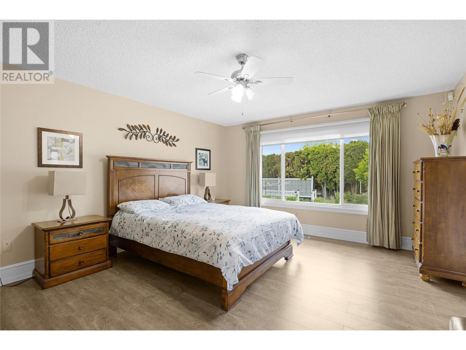 Property at 1064 Kelly Drive image 4