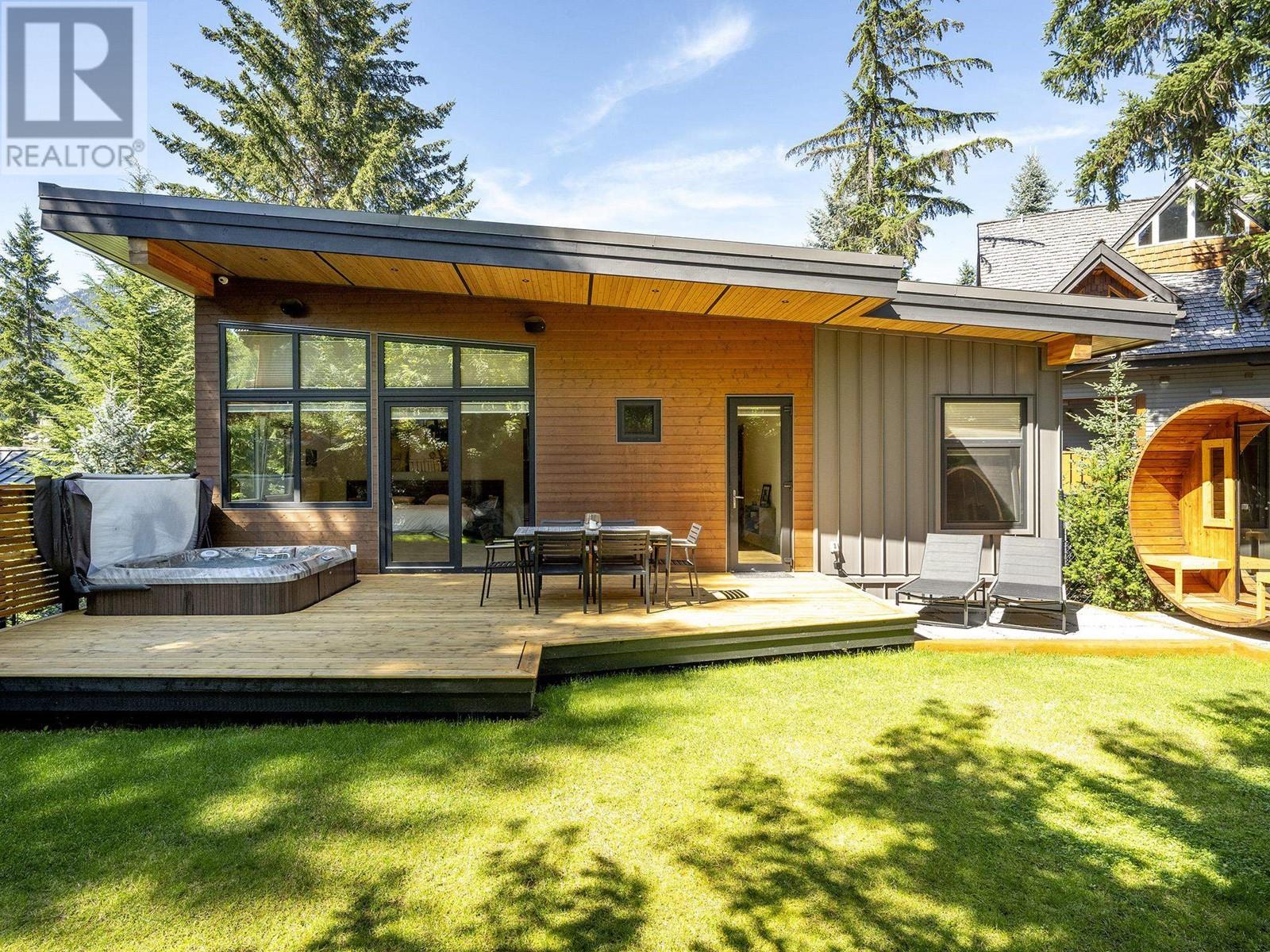 6464 St Andrews Way, Whistler, British Columbia  V8E 0C8 - Photo 19 - R2975210