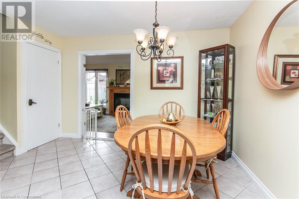 586 Drummerhill Crescent, Waterloo, Ontario  N2T 1G4 - Photo 13 - 40728317
