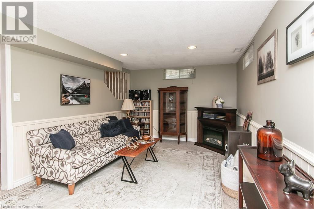 586 Drummerhill Crescent, Waterloo, Ontario  N2T 1G4 - Photo 34 - 40728317