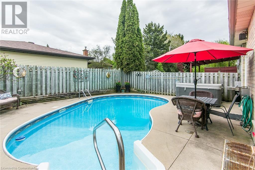 586 Drummerhill Crescent, Waterloo, Ontario  N2T 1G4 - Photo 41 - 40728317