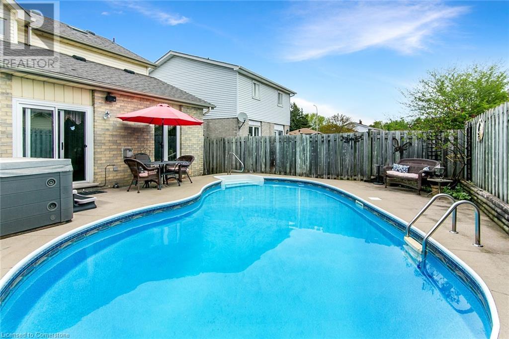 586 Drummerhill Crescent, Waterloo, Ontario  N2T 1G4 - Photo 45 - 40728317
