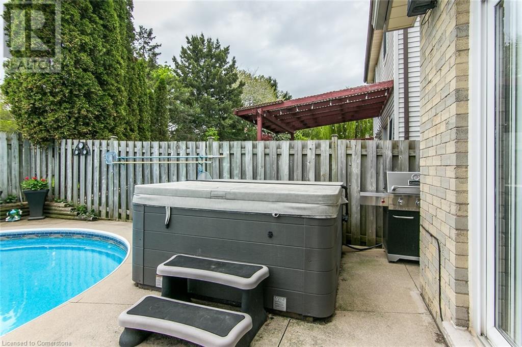 586 Drummerhill Crescent, Waterloo, Ontario  N2T 1G4 - Photo 49 - 40728317