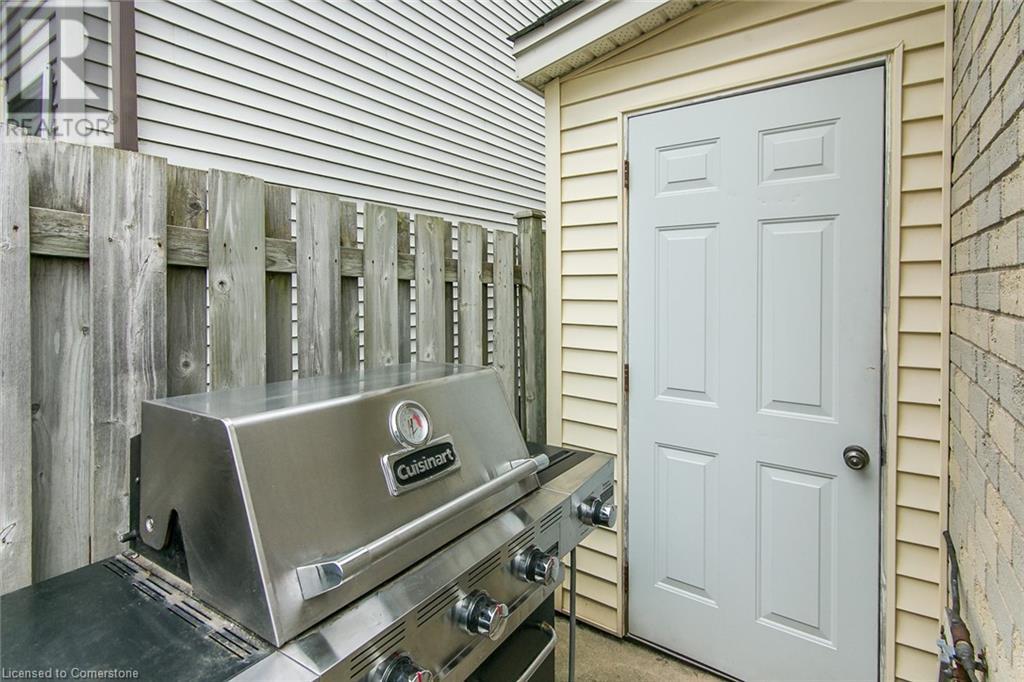 586 Drummerhill Crescent, Waterloo, Ontario  N2T 1G4 - Photo 50 - 40728317