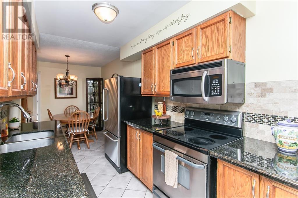 586 Drummerhill Crescent, Waterloo, Ontario  N2T 1G4 - Photo 9 - 40728317