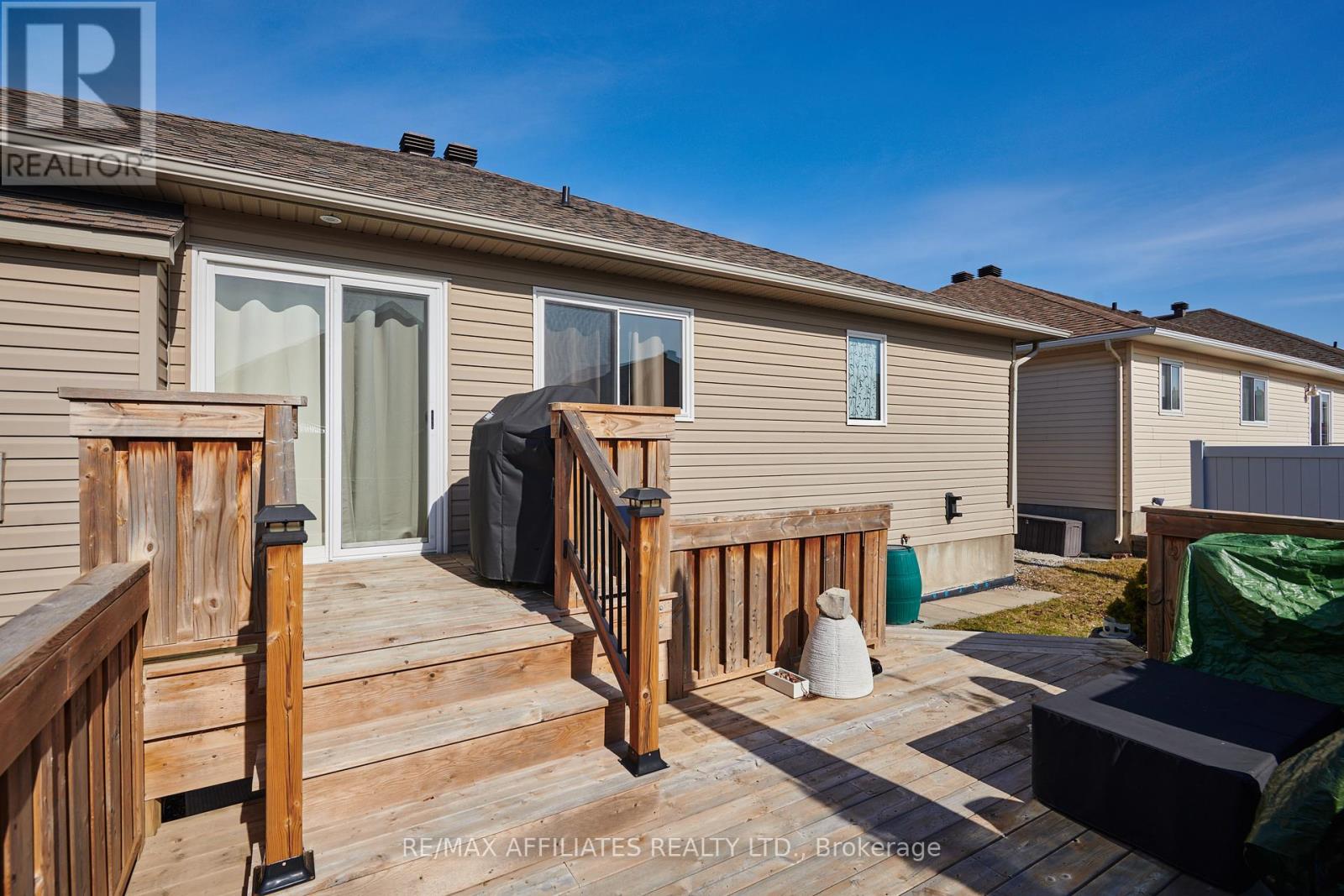 448 Van Dusen Street, Mississippi Mills, Ontario  K0A 1A0 - Photo 26 - X12043762