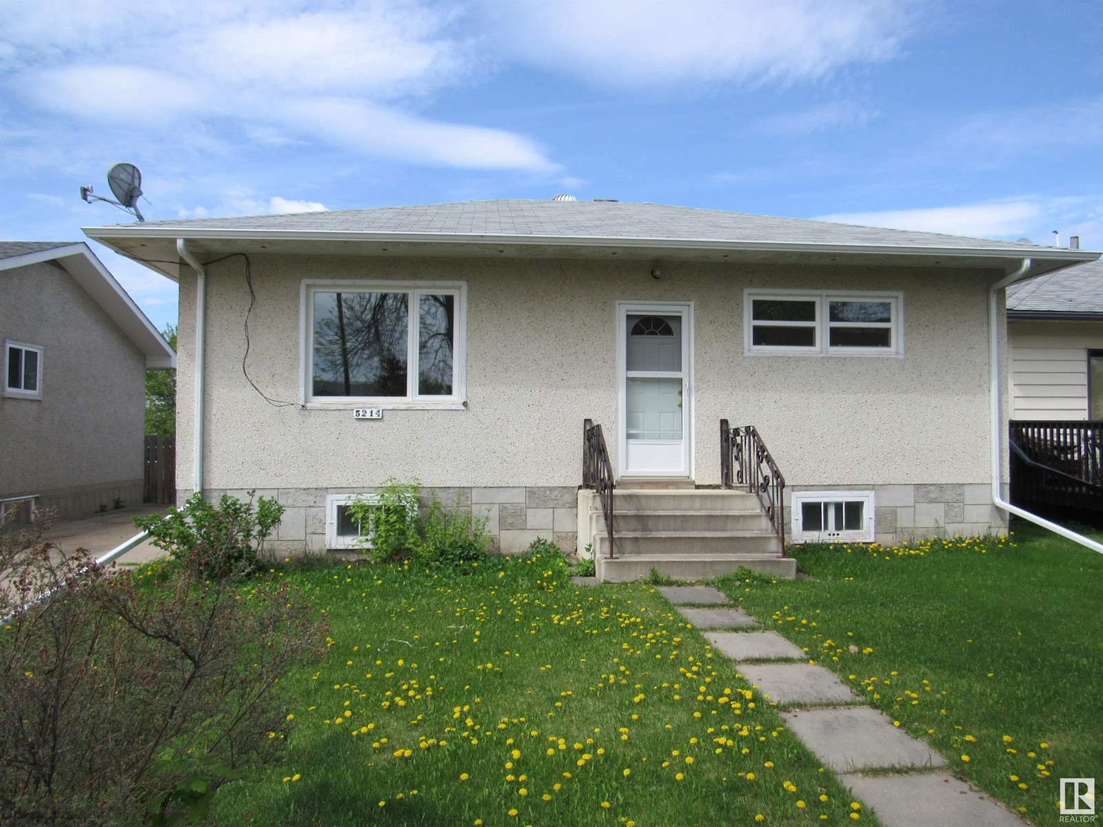 5214 47 Street, Barrhead, Alberta  T7N 1N3 - Photo 2 - E4436381