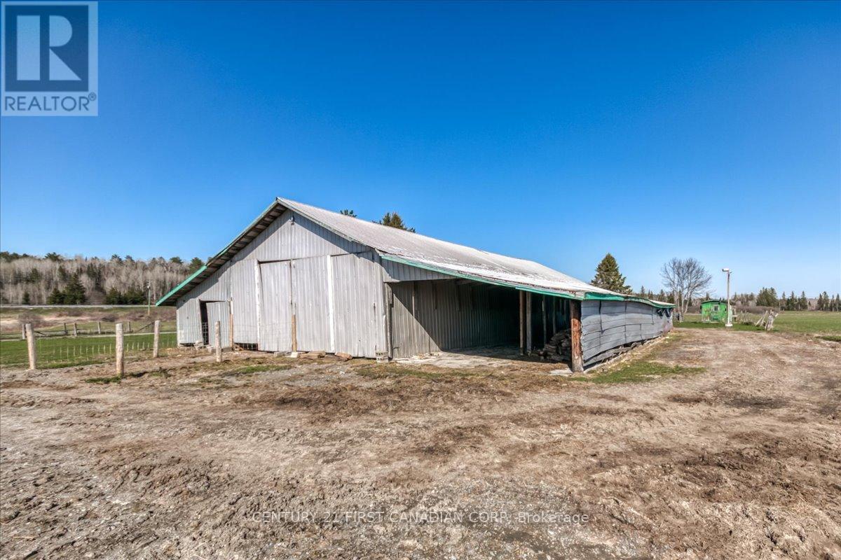 88 Sutcliffe Road, Markstay-Warren, Ontario  P0M 1X0 - Photo 8 - X12148506