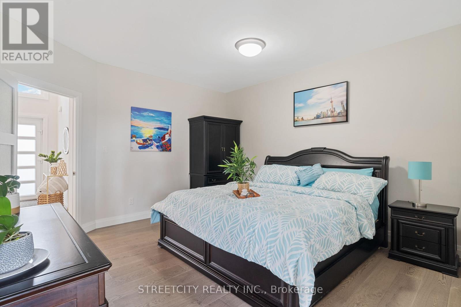 1225 Silverfox Drive, London North, Ontario  N6G 0V8 - Photo 35 - X12148582