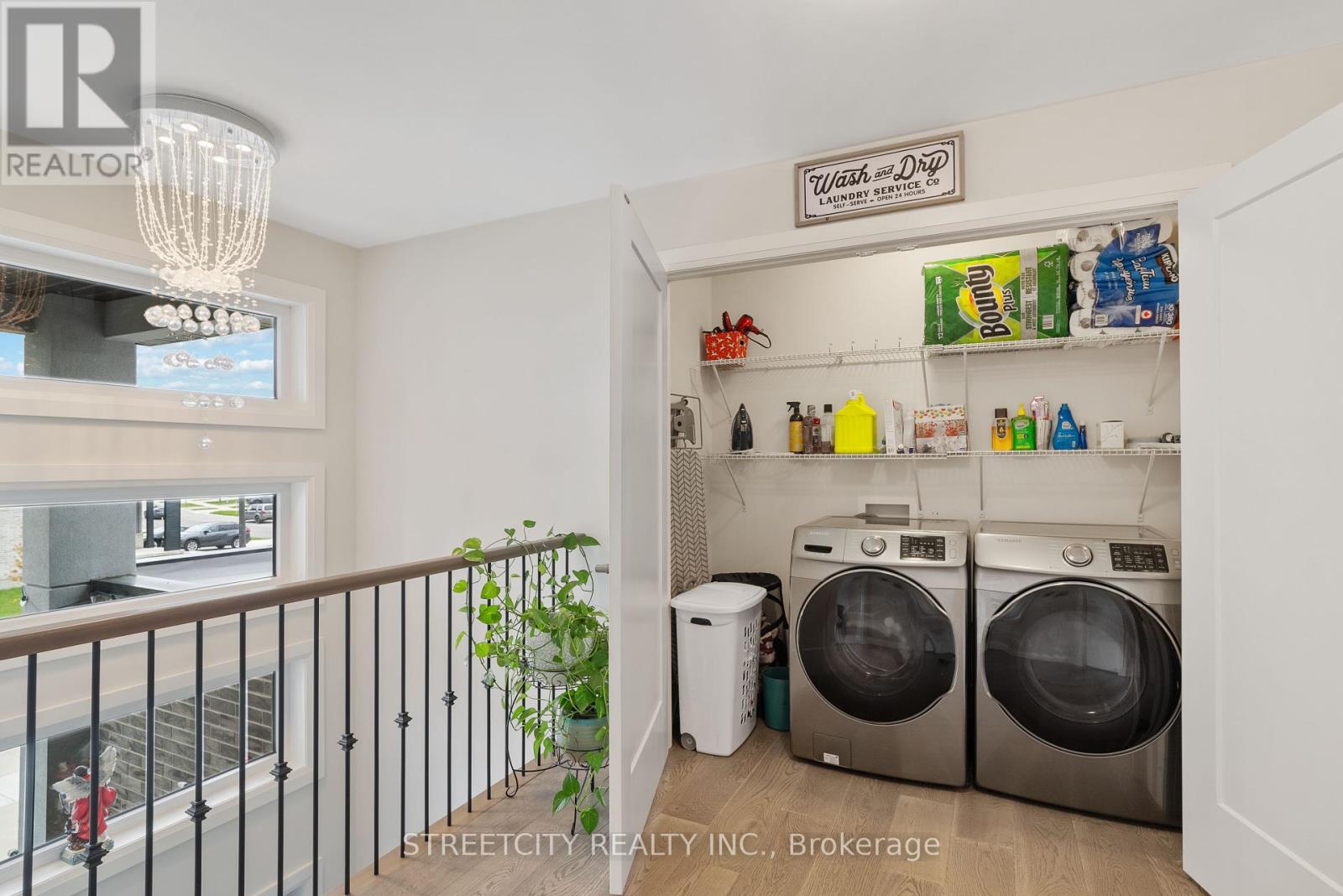 1225 Silverfox Drive, London North, Ontario  N6G 0V8 - Photo 37 - X12148582