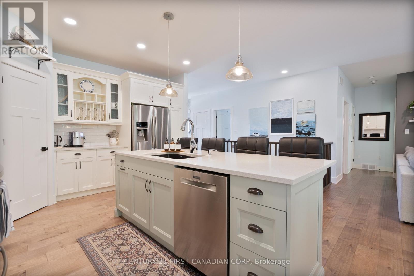 302 Songbird Lane, Middlesex Centre (Ilderton), Ontario  N0M 2A0 - Photo 11 - X12148635