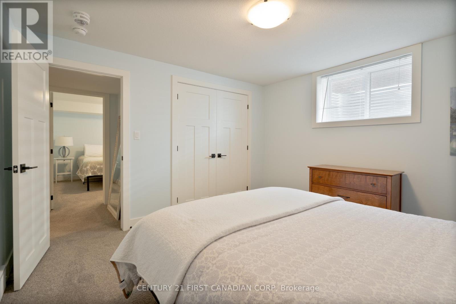 302 Songbird Lane, Middlesex Centre (Ilderton), Ontario  N0M 2A0 - Photo 31 - X12148635