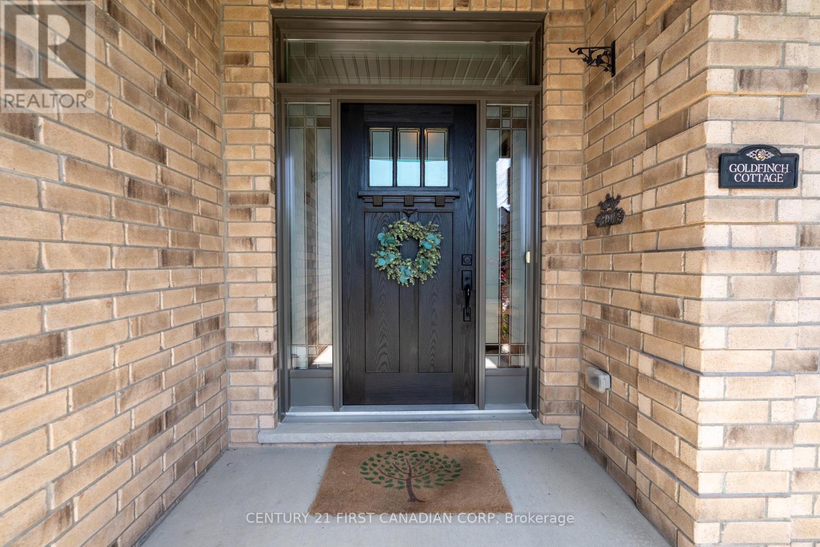 302 Songbird Lane, Middlesex Centre (Ilderton), Ontario  N0M 2A0 - Photo 4 - X12148635