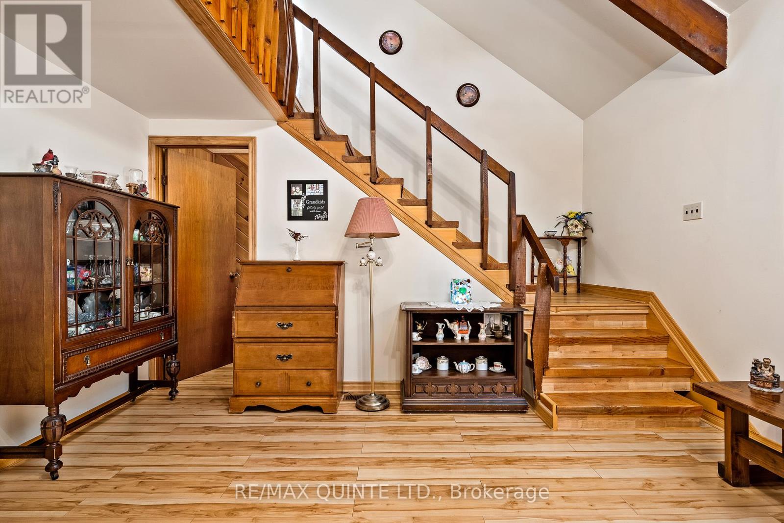 257 Elmbrook Road, Prince Edward County, Ontario  K0K 2T0 - Photo 11 - X12034032