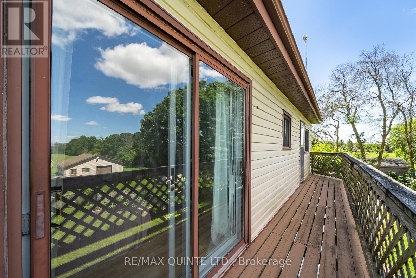 257 Elmbrook Road, Prince Edward County, Ontario  K0K 2T0 - Photo 29 - X12034032