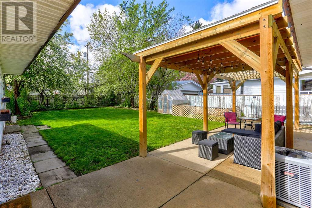 1418 10 Avenue N, Lethbridge, Alberta  T1H 1K8 - Photo 29 - A2220529