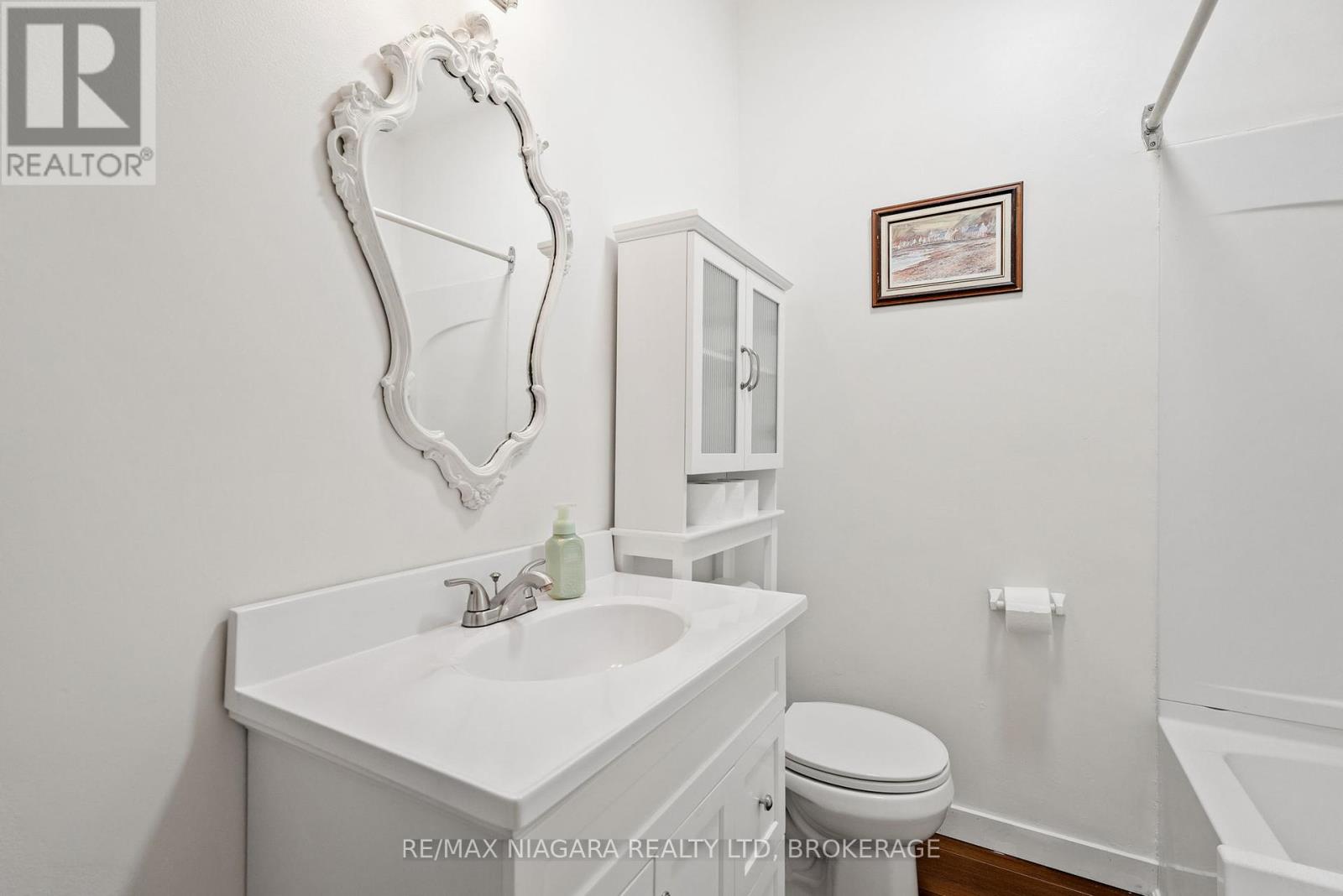 514 King Street, Niagara-On-The-Lake, Ontario  L0S 1J0 - Photo 24 - X12148548