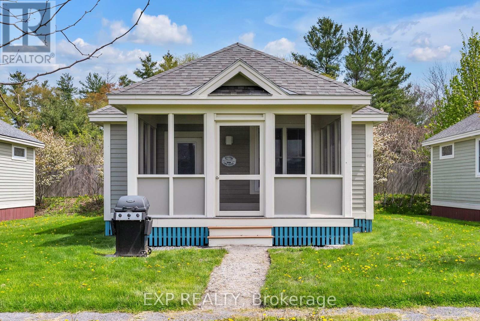 Property at 48 MEADOWVIEW LANE image 4
