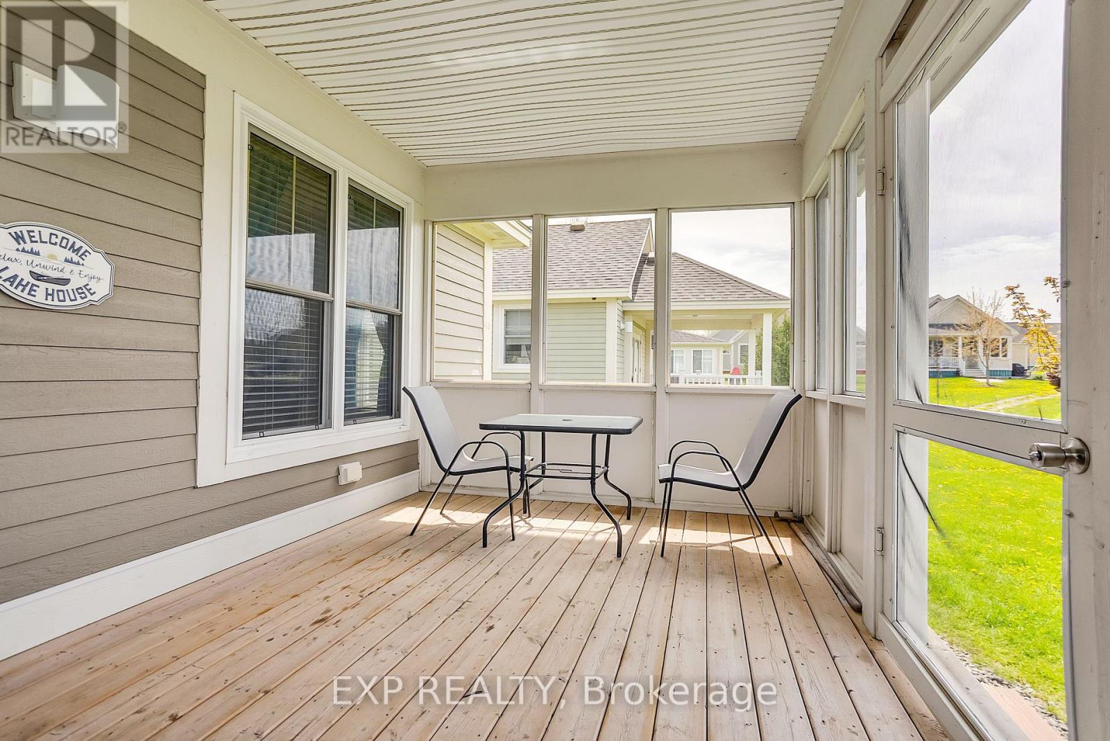 Property at 48 MEADOWVIEW LANE image 5