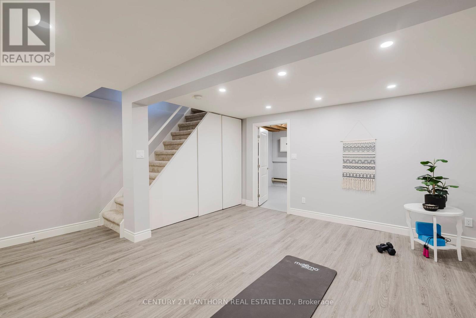 H - 201 North Park Street, Belleville, Ontario  K8P 4T9 - Photo 24 - X12148539
